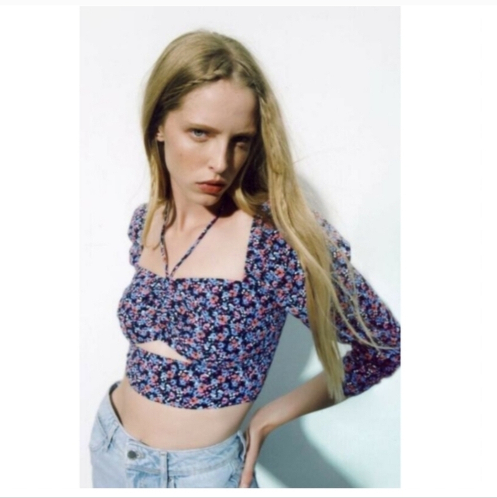 Zara Floral Crop Top Cut Out Puff Sleeves Size M